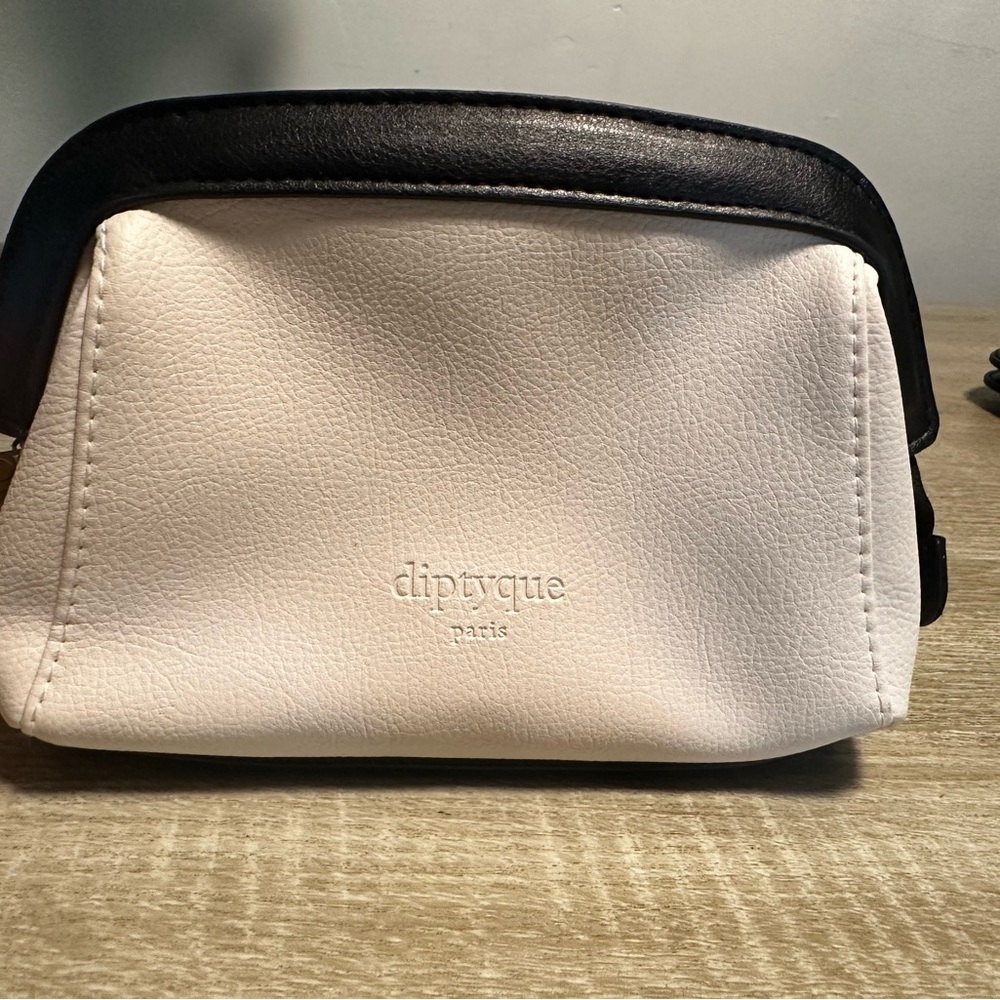 LAST ONE!! Diptyque Black and Cream Women's Bag